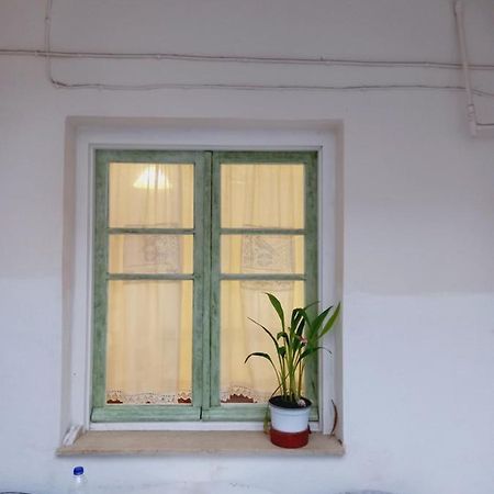 Στην Αυλή Της Ράχης Apartment กาลามาตา ภายนอก รูปภาพ