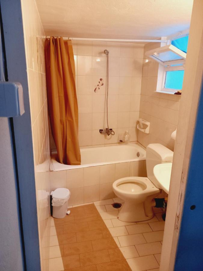 Στην Αυλή Της Ράχης Apartment กาลามาตา ภายนอก รูปภาพ