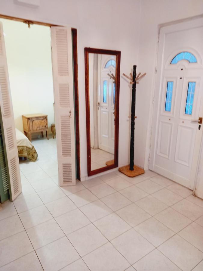 Στην Αυλή Της Ράχης Apartment กาลามาตา ภายนอก รูปภาพ