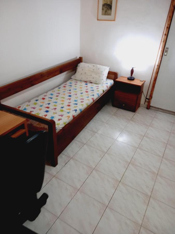 Στην Αυλή Της Ράχης Apartment กาลามาตา ภายนอก รูปภาพ